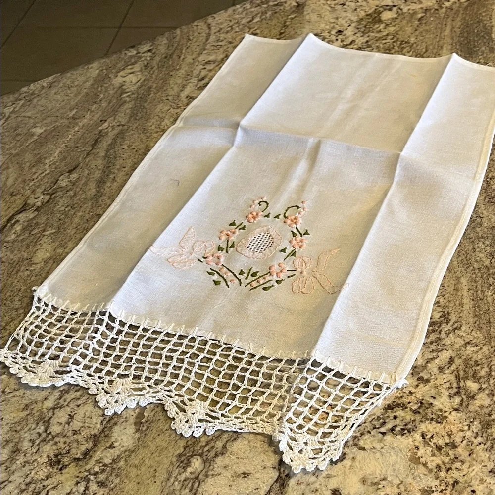 Embroidered White hand Towel with Pink and Green Floral Design NWOT
